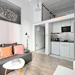 Chic Apartment-old Town-s9 Apartament