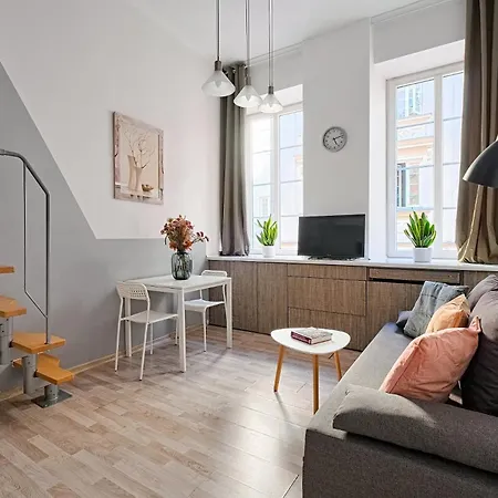Chic Apartment-old Town-s9 Warsaw