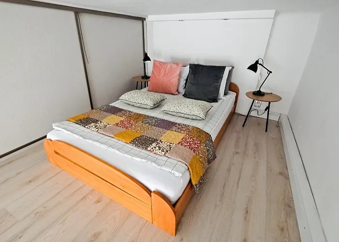 Apartament Chic Apartment-old Town-s9